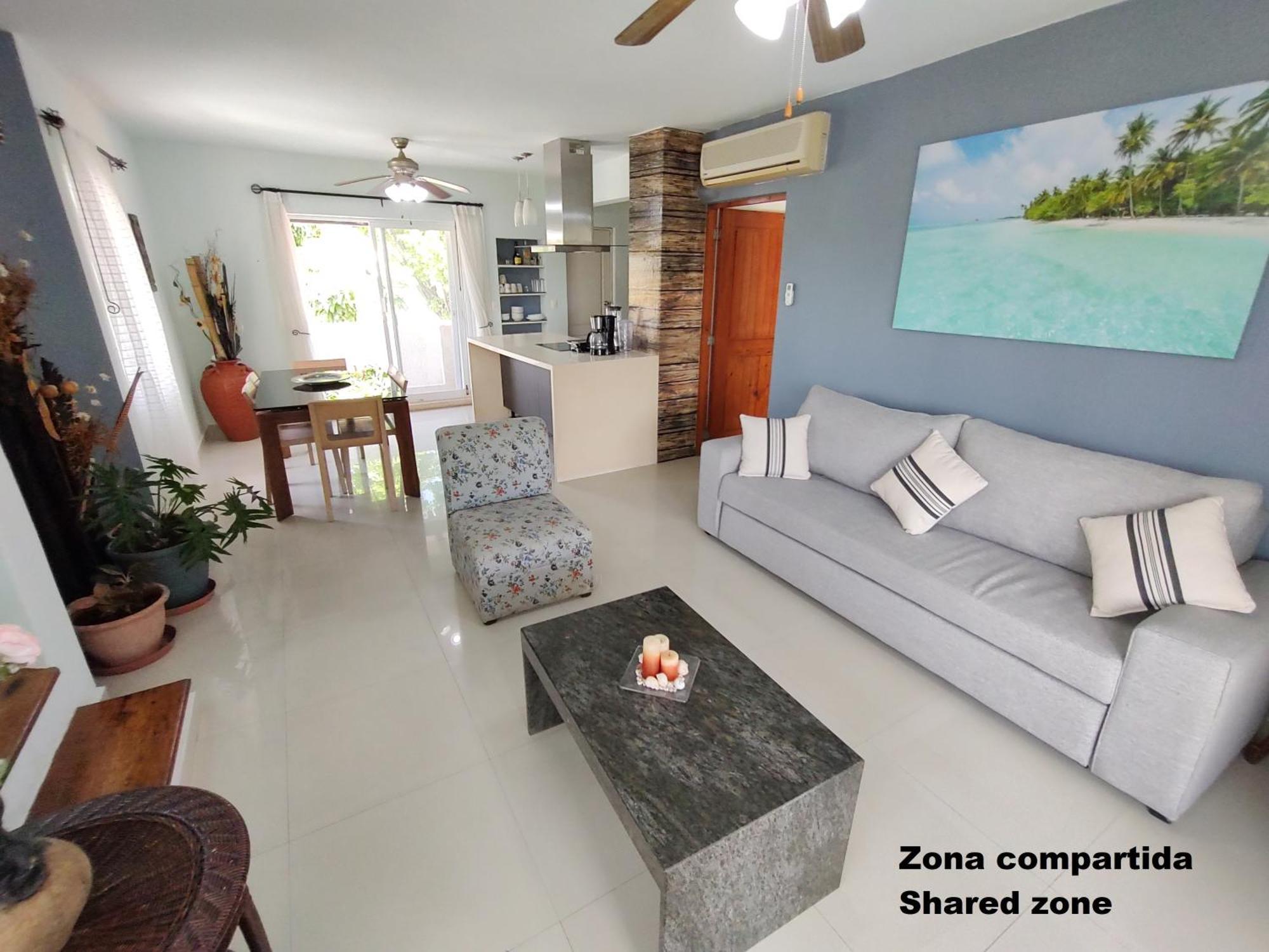 Private Rooms In A Hotel-Type Apartment - Super Located Puerto Aventuras Esterno foto