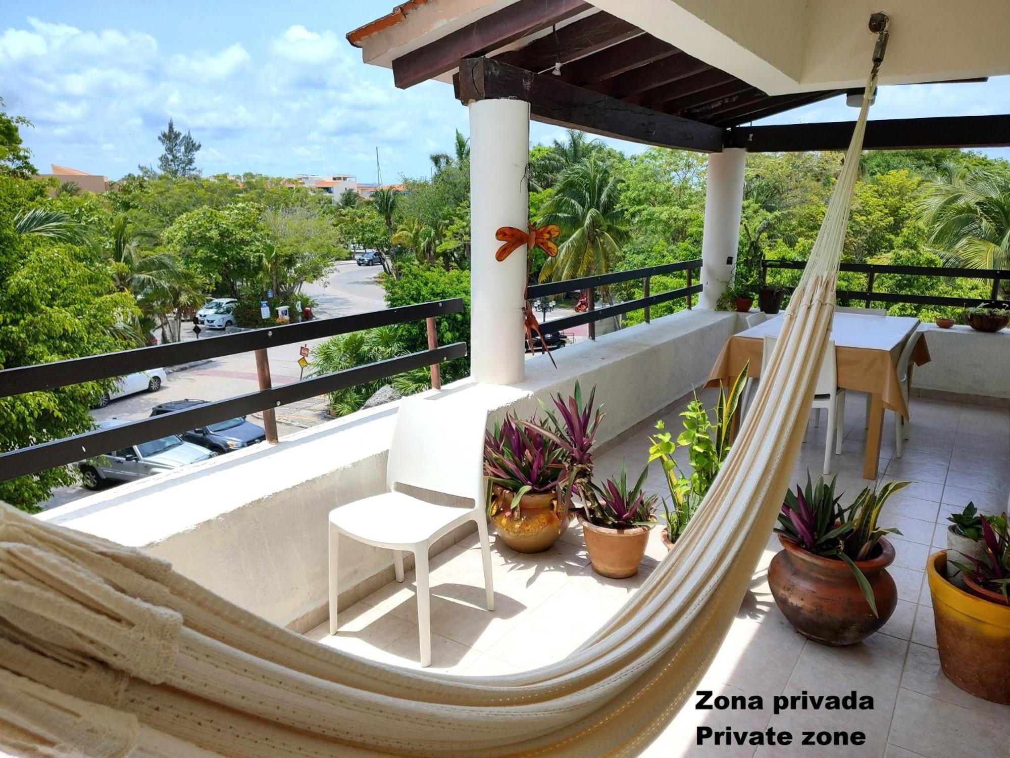 Private Rooms In A Hotel-Type Apartment - Super Located Puerto Aventuras Esterno foto